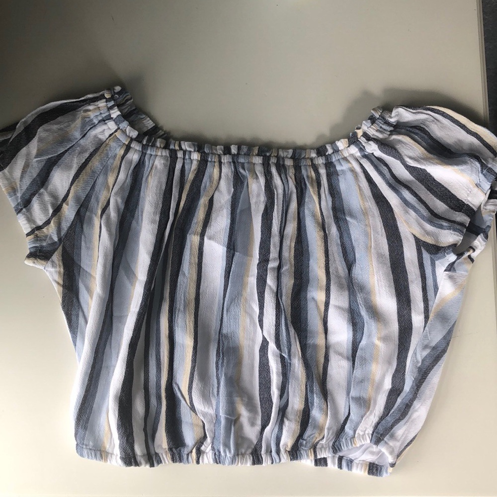on or off the shoulder stripped crop top